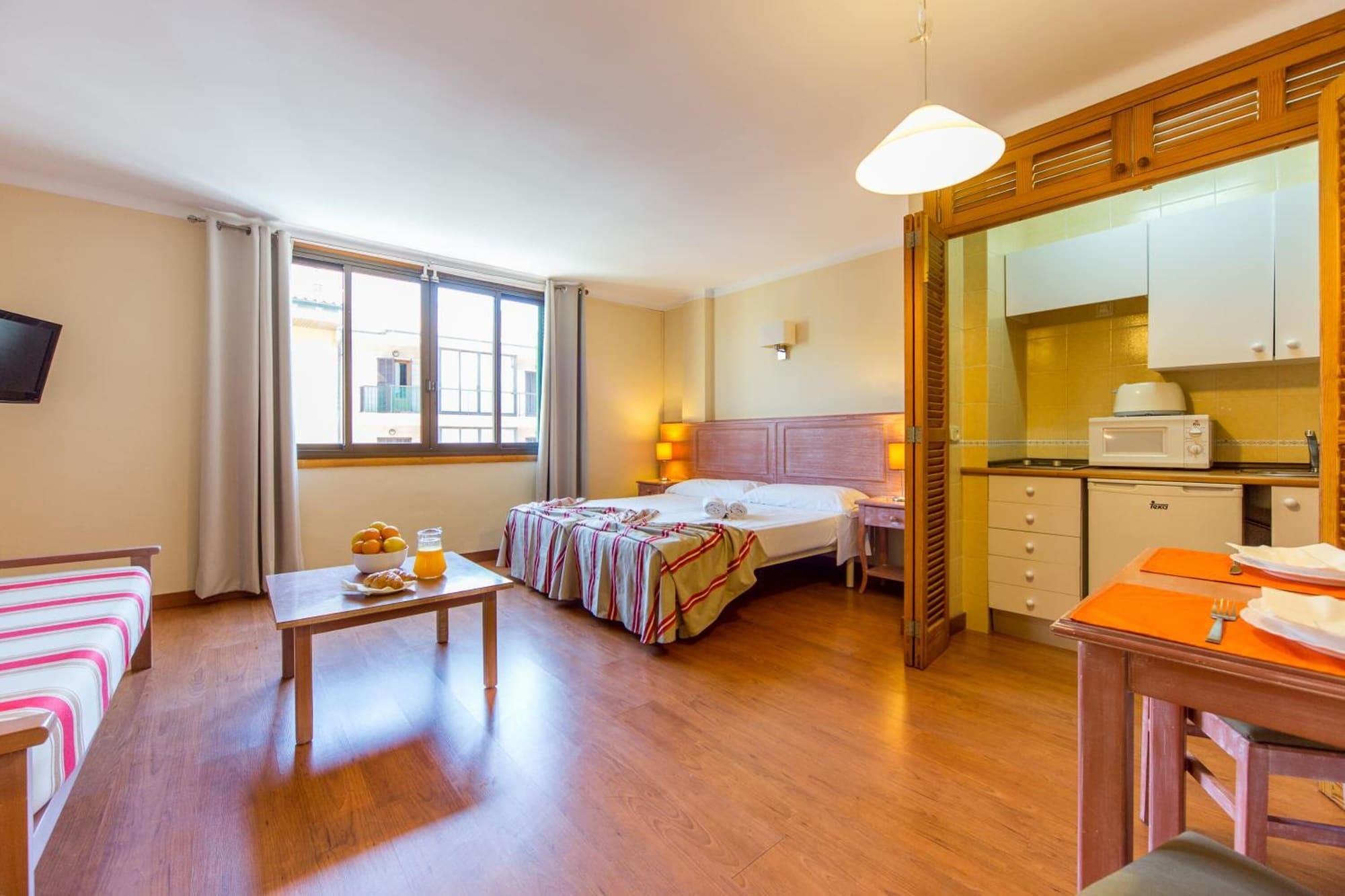 Apartamentos Carlos V Alcúdia Exteriér fotografie